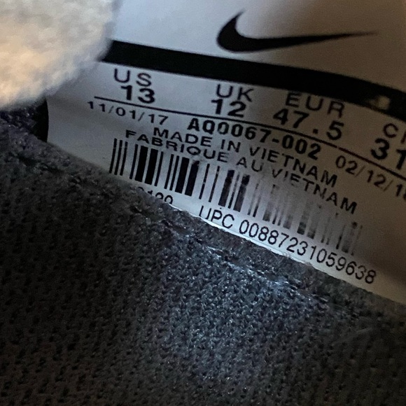 Nike Epic React Flyknit Wolf Gray Mens Running Shoes Sneakers Size 13 Athletic - Picture 10 of 10